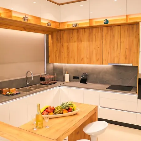 Compass Luxury וילה