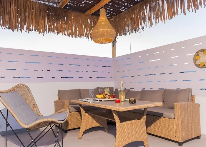 Compass Luxury Villa